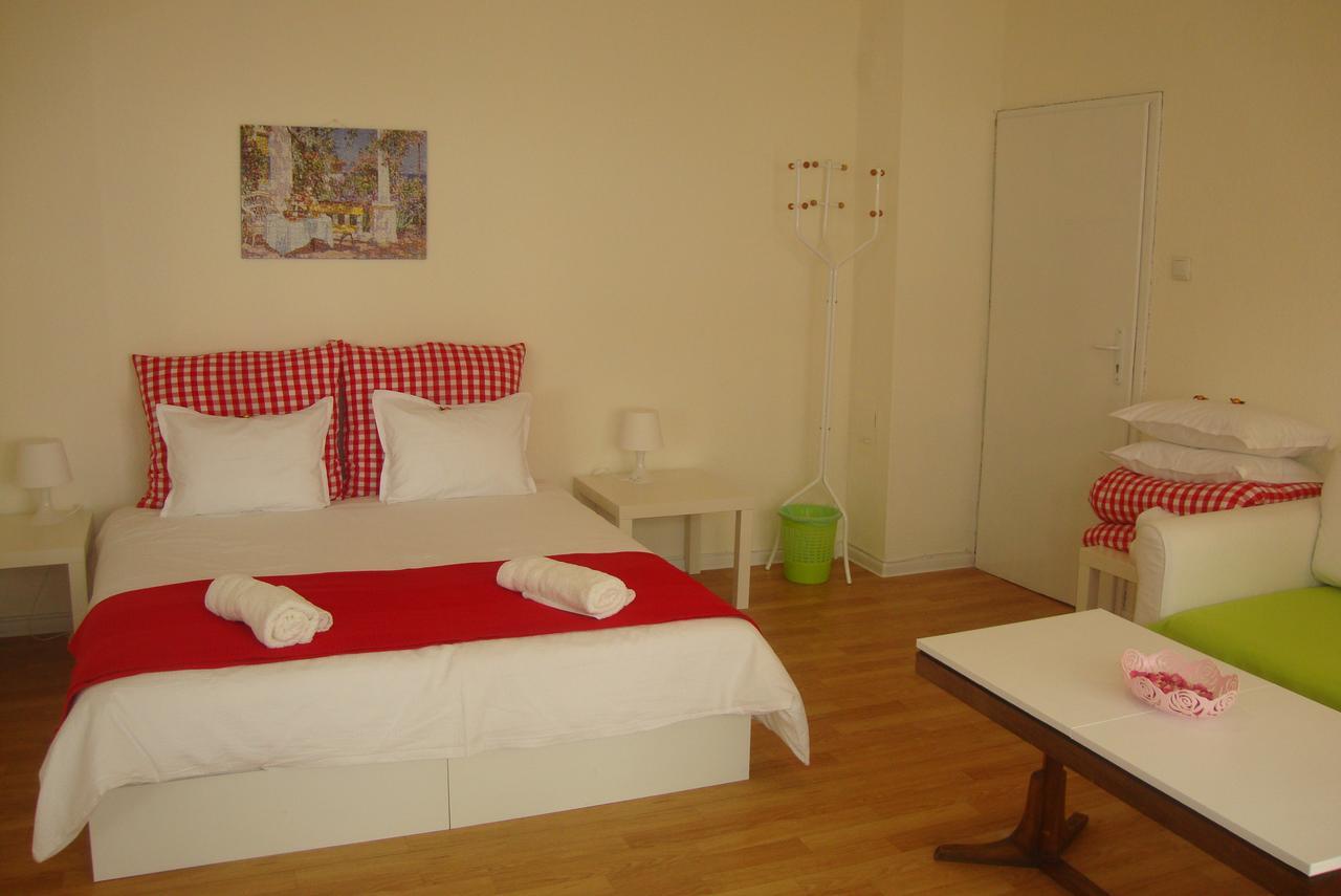 Guest Rooms Colours Kazanlŭk Exterior foto